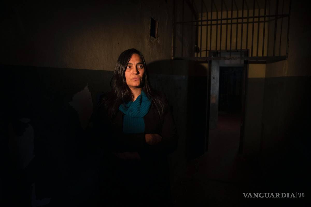 $!La fiscal adjunta Ana Oberlin dentro del Banfield Pit en Buenos Aires, Argentina.