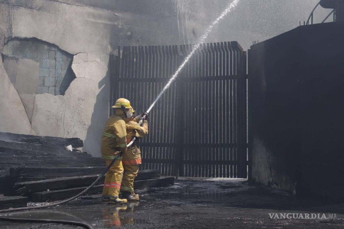 Incendio de gran magnitud en Santa Catarina, NL, deja dos muertos