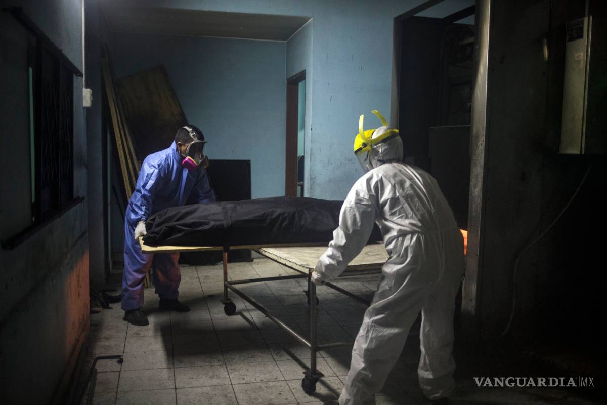 Sugiere OMS a países estar ‘en alerta máxima’