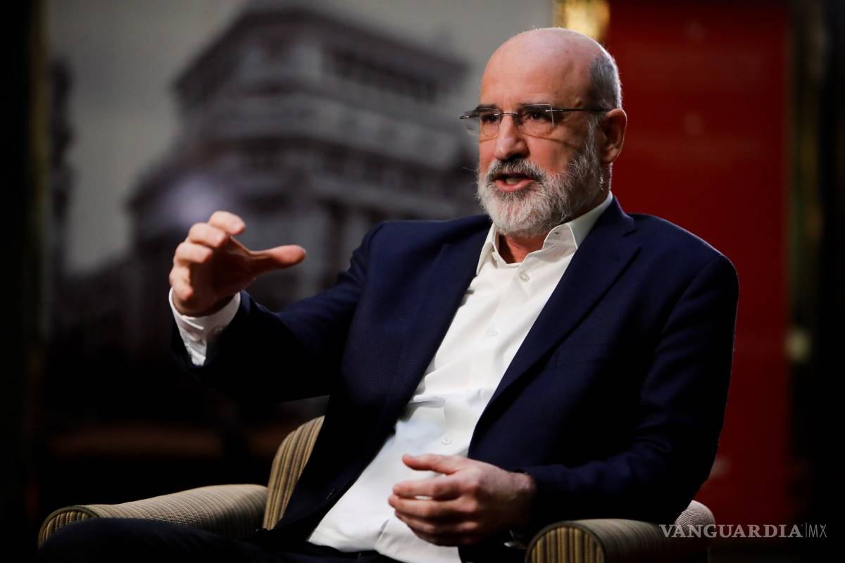 Abre Fernando Aramburu una ventana a su vida con "Autorretrato sin mí"