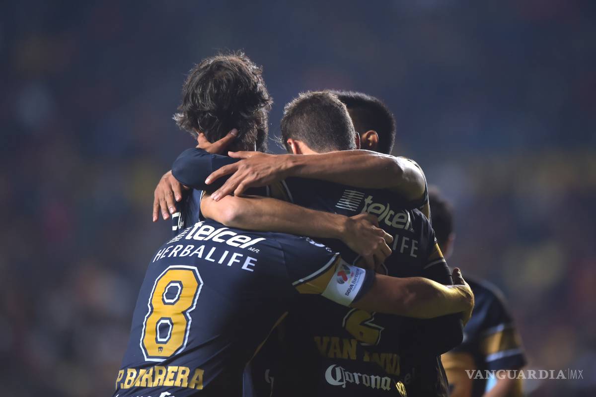 Pumas ruge en Morelia y toma la cima de la Liga MX