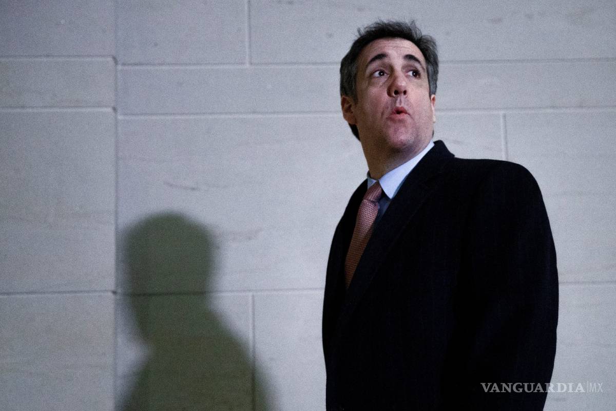 Michael Cohen vuelve a 'balconear' a Donald Trump; entrega pruebas al Congreso
