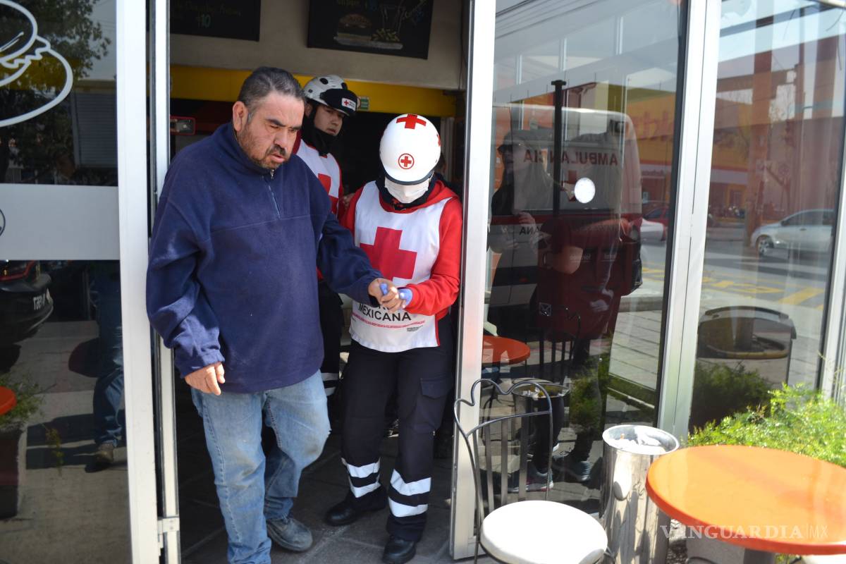 $!No ve a jardinero y lo manda a volar