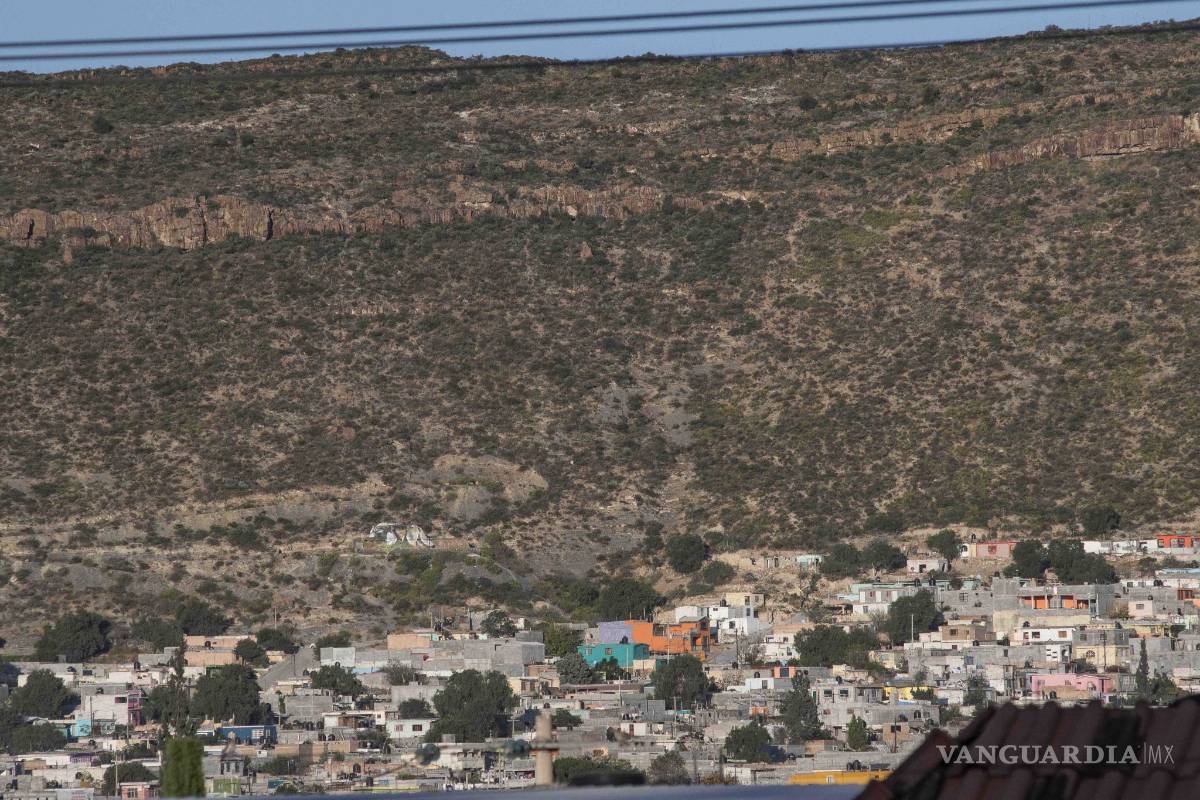 $!Tripulaczión pinta la naturaleza en el Cerro del Pueblo