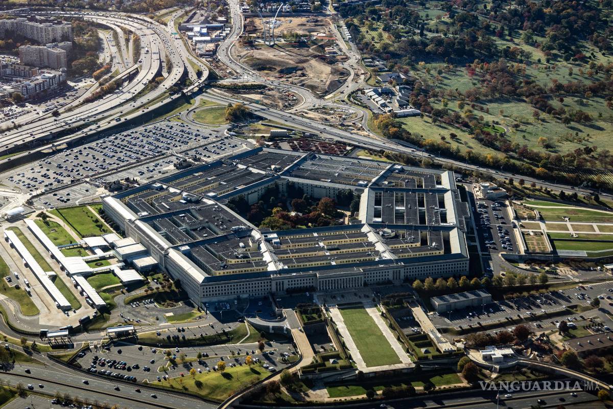 El punto débil del Pentágono y los titanes de la IA: necesitan las baterías chinas