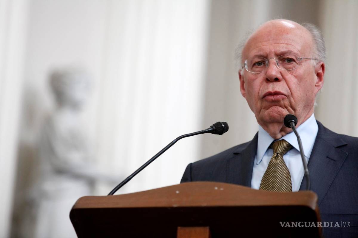 José Narro Robles abandona contienda por presidencia del PRI y renuncia al partido