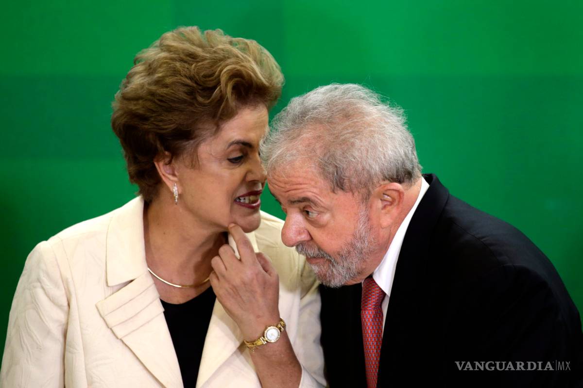 Lula toma posesión como ministro de Rousseff en medio de protestas politizadas