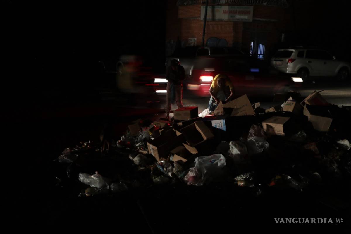 Se acrecienta la crisis en Venezuela, Nicolás Maduro anuncia racionamiento eléctrico por nuevo apagón