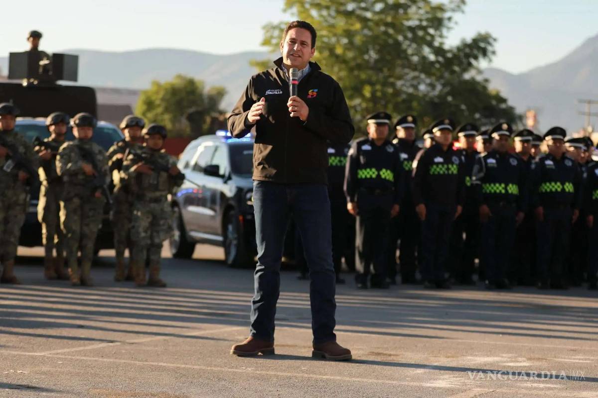 $!El alcalde Javier Díaz presentó la nueva herramienta digital para proteger a denunciantes.