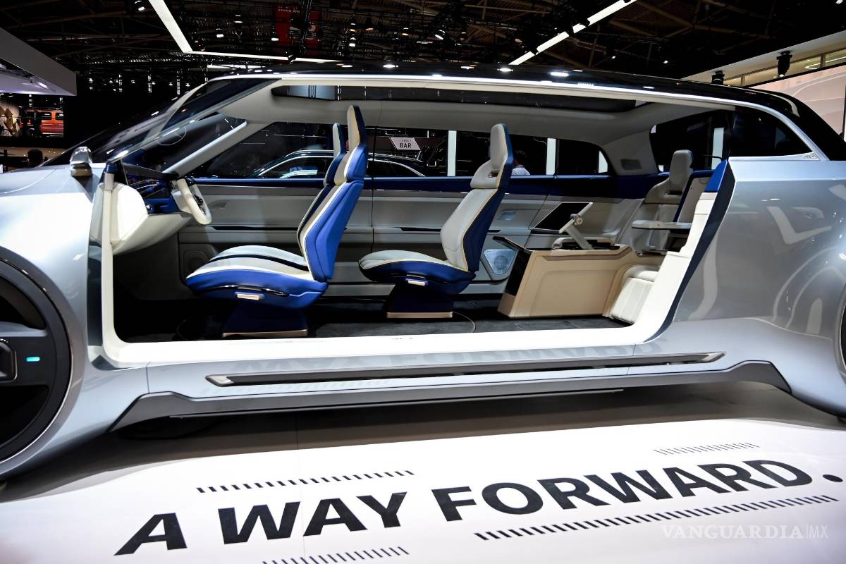 $!Una vista interior del concept car WEY iNest de Great Wall Motors (GWM) en exhibición en el primer día de vista previa para la prensa del Salón Internacional del Automóvil IAA en Munich, Alemania. EFE/EPA/Sascha Stenbach