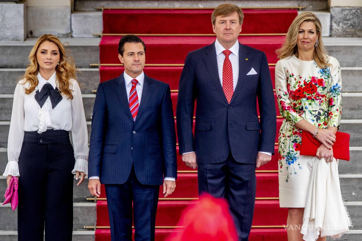 Recibe el rey de Holanda a Peña Nieto durante su visita oficial a La Haya
