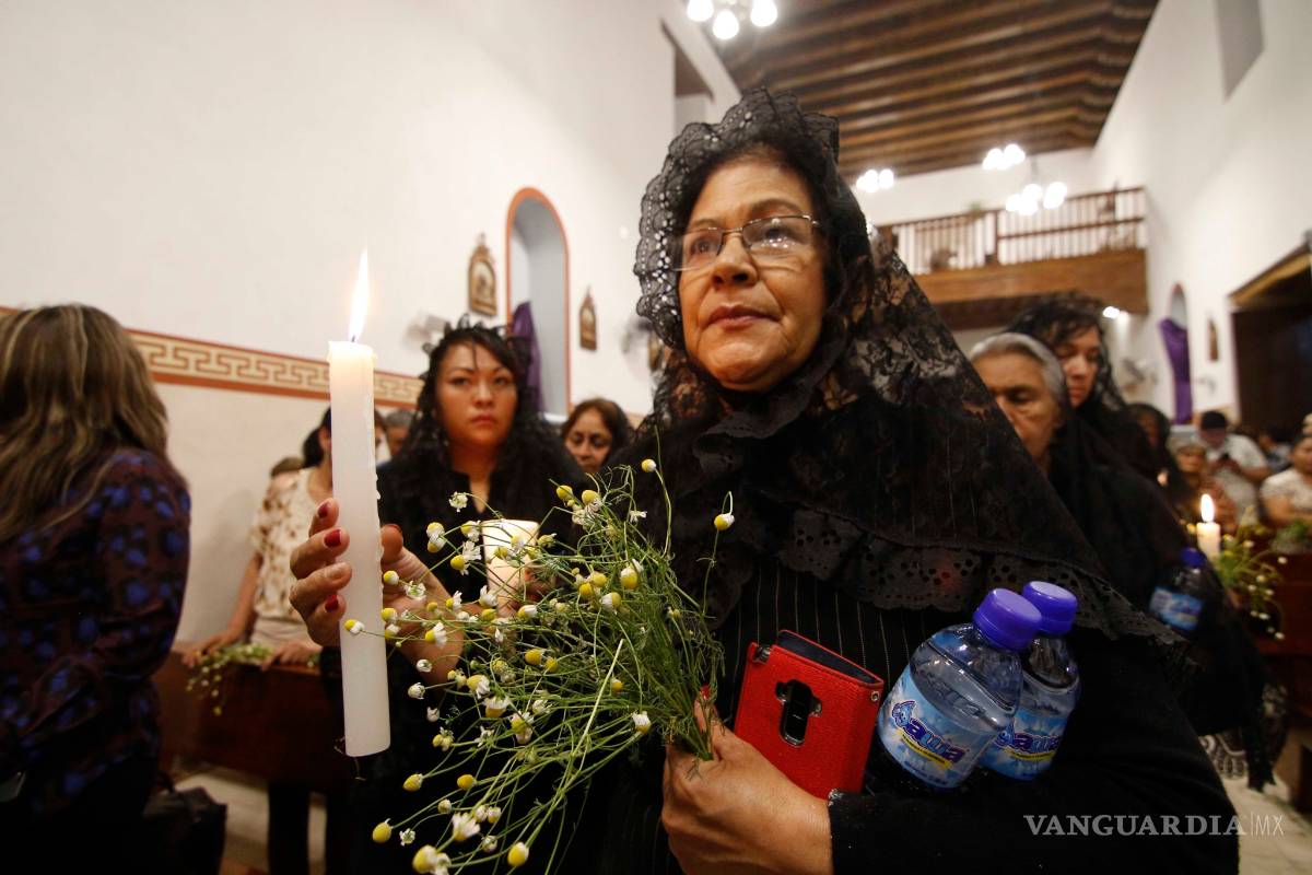 $!La procesión del silencio se apodera de Viesca