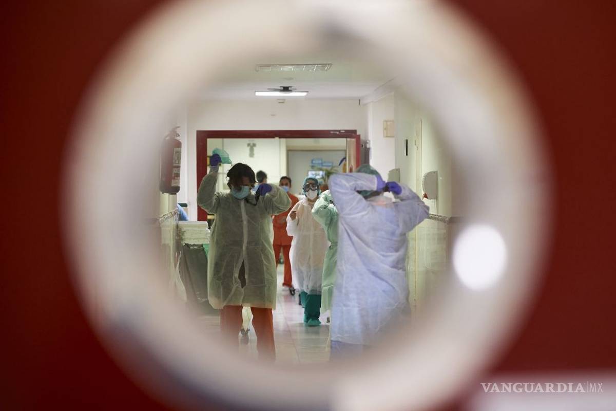 Suman 74 decesos entre personal médico de Nuevo León