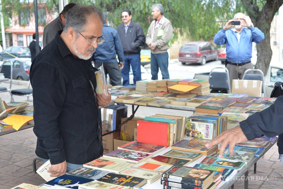 Inauguran segunda feria del libro usado en Saltillo