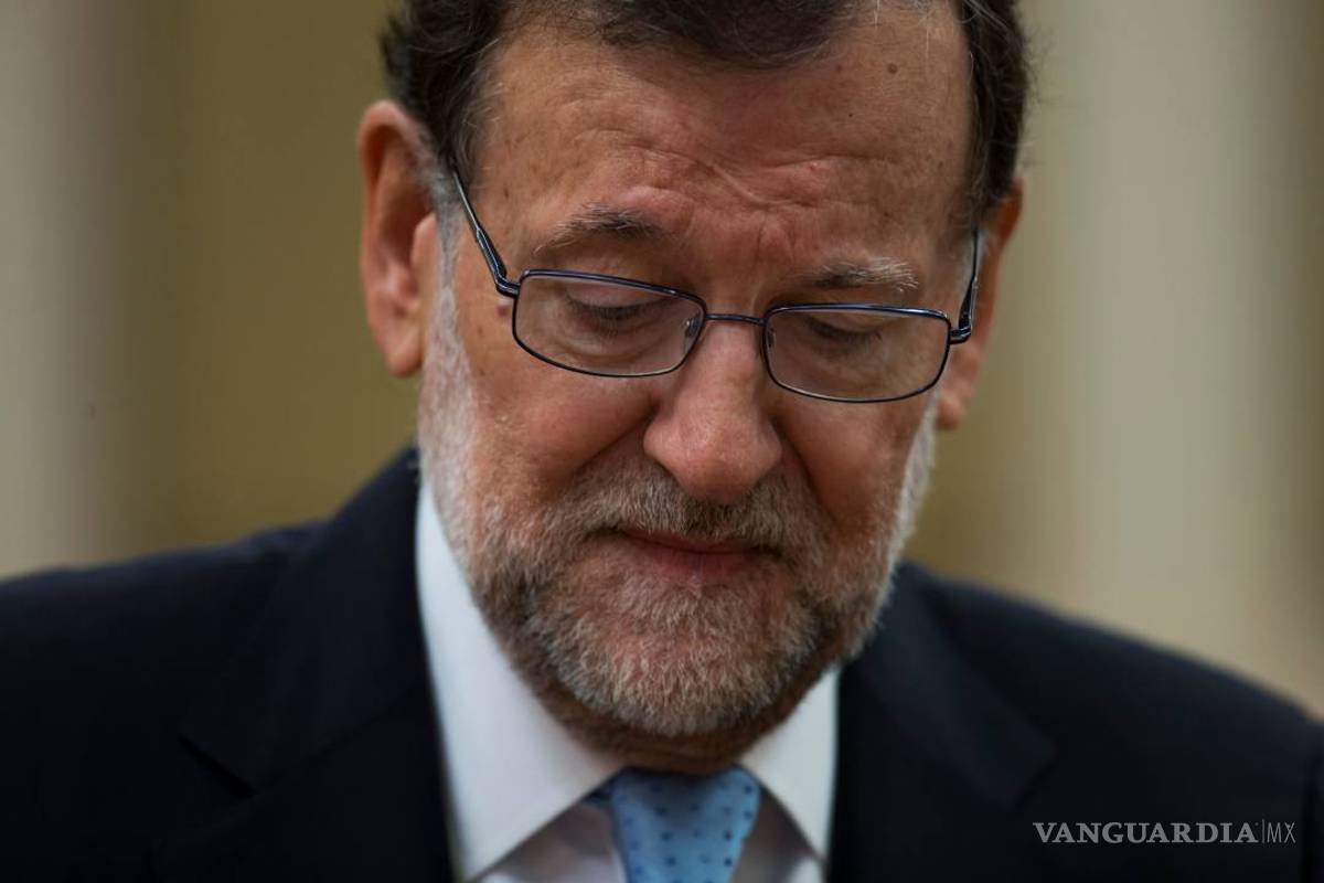 Polémica en España por la ambigüedad de Rajoy ante la investidura