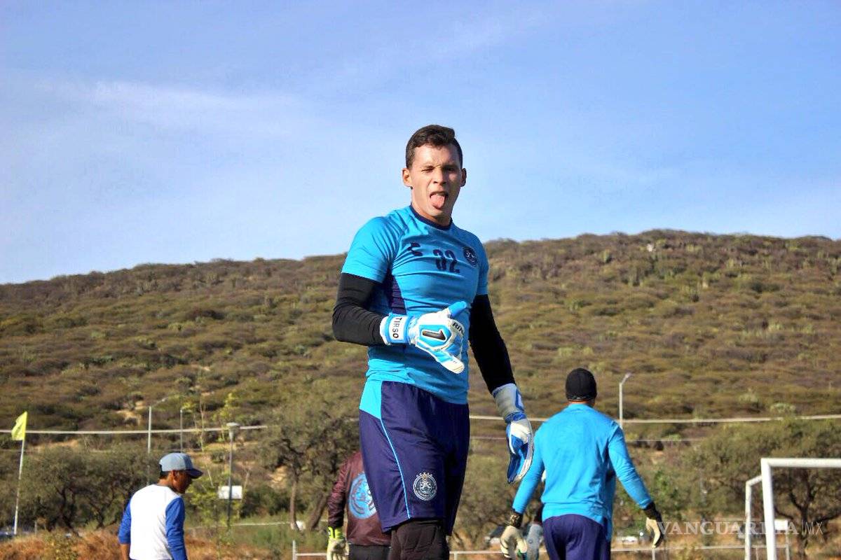 El portero mexicano que debutó en el futbol español