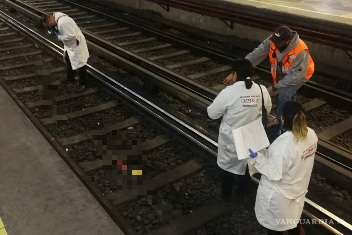 En la Ciudad de México una mujer se suicidó arrojándose a las vías del metro