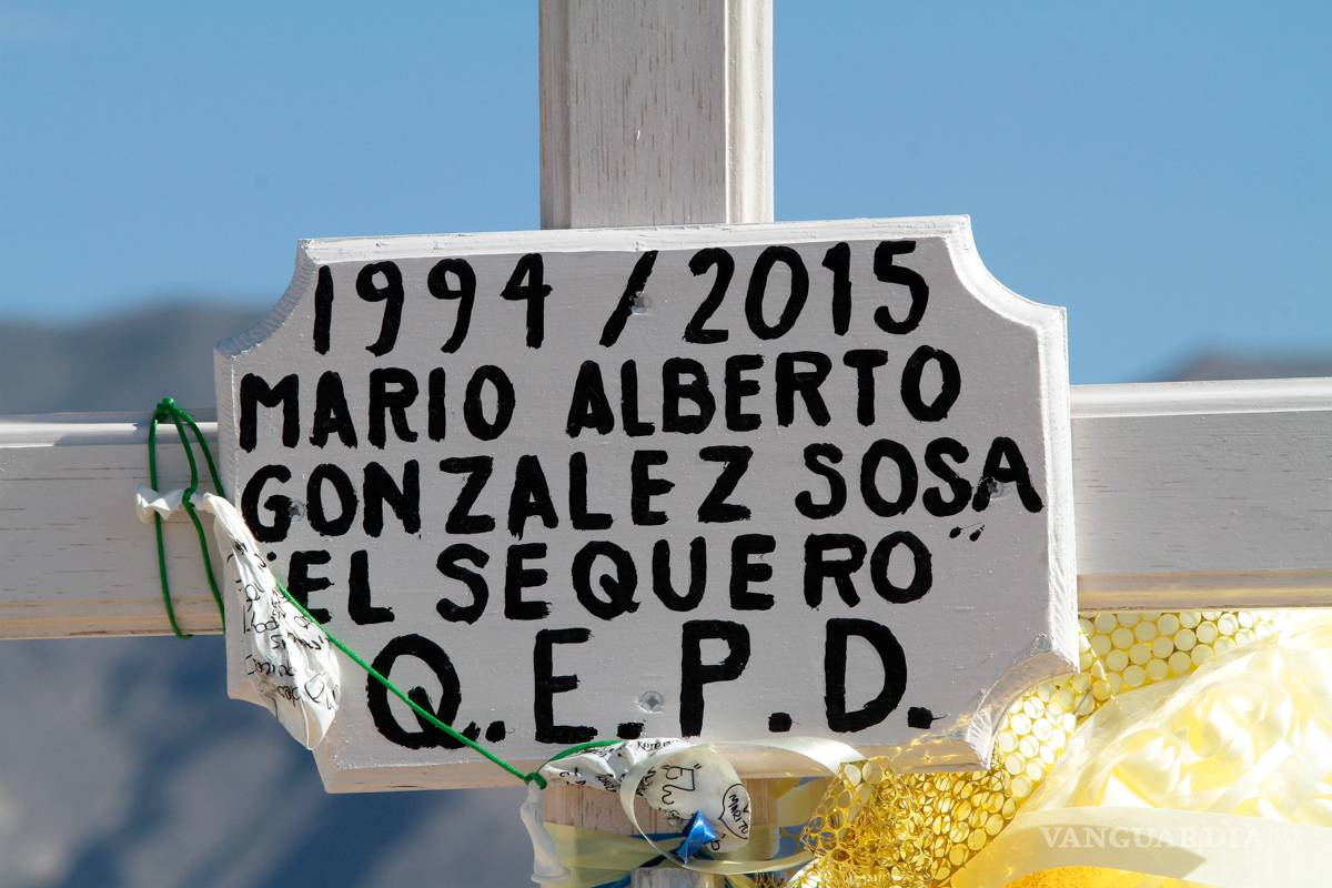 $!La extraña historia de un pueblo donde la gente se quiere morir