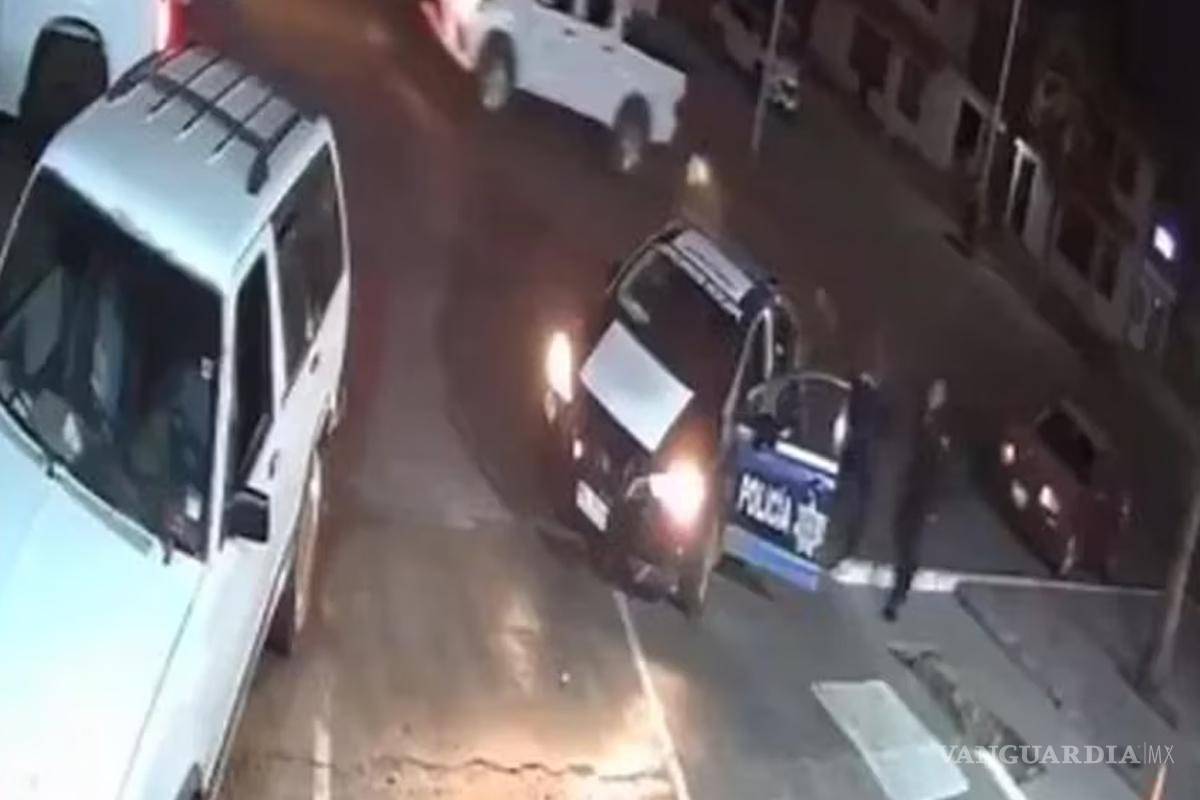 Policía abandona a su pareja tras irrupción de sicarios en florería de Los Mochis, Sinaloa (video)