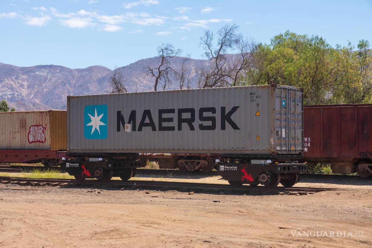 $!Prueba del sistema de tracción autónoma con un contenedor comercial.