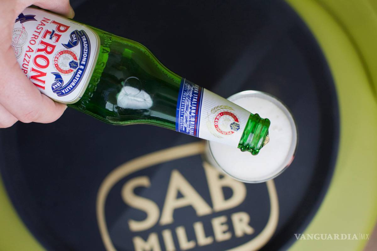 AB InBev vuelve a subir oferta por SABMiller