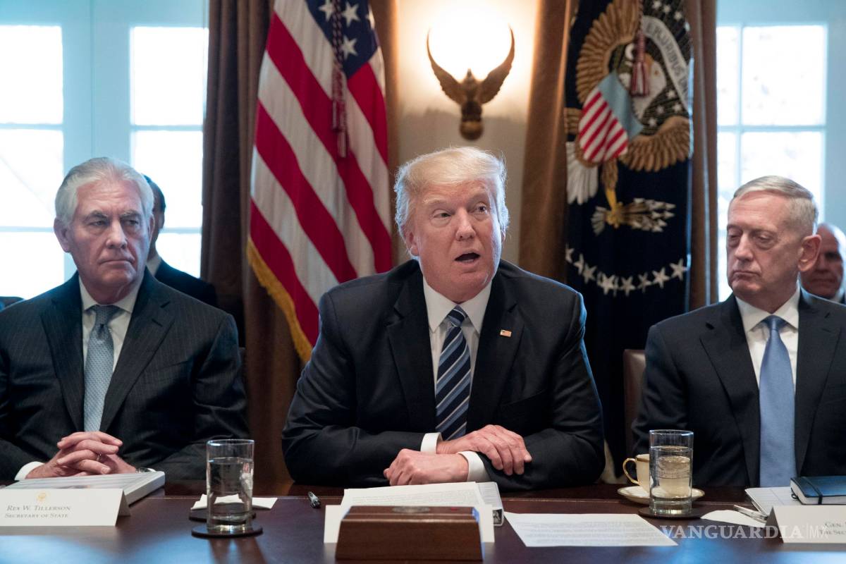 Plan de salud permitirá abaratar seguros &quot;en un año o dos&quot;, dice Trump