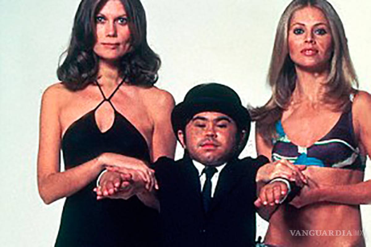 Nick Nack, el pequeño villano de James Bond, era un 'maniaco sexual': Roger Moore