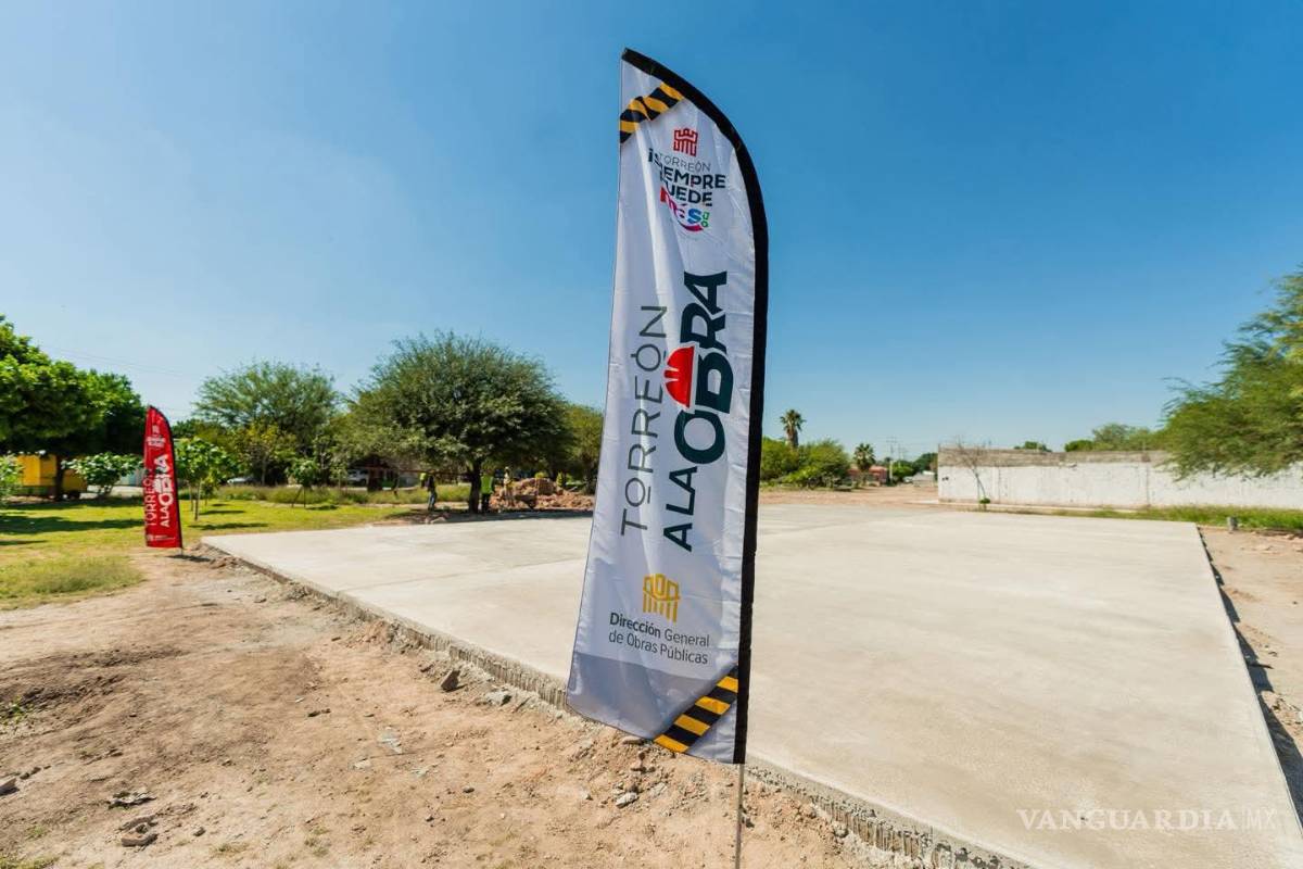 $!Obras Públicas también rehabilita calles y mejora el alumbrado en distintos puntos del oriente.