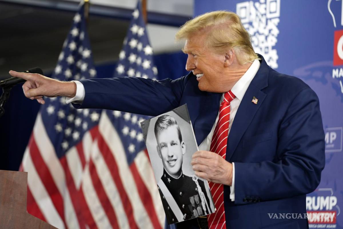 Sigue Trump en ‘plan de víctima’ y casi ni habla del aniversario del asalto al Capitolio