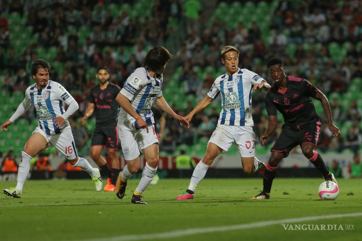 Djaniny rescata al Santos Laguna