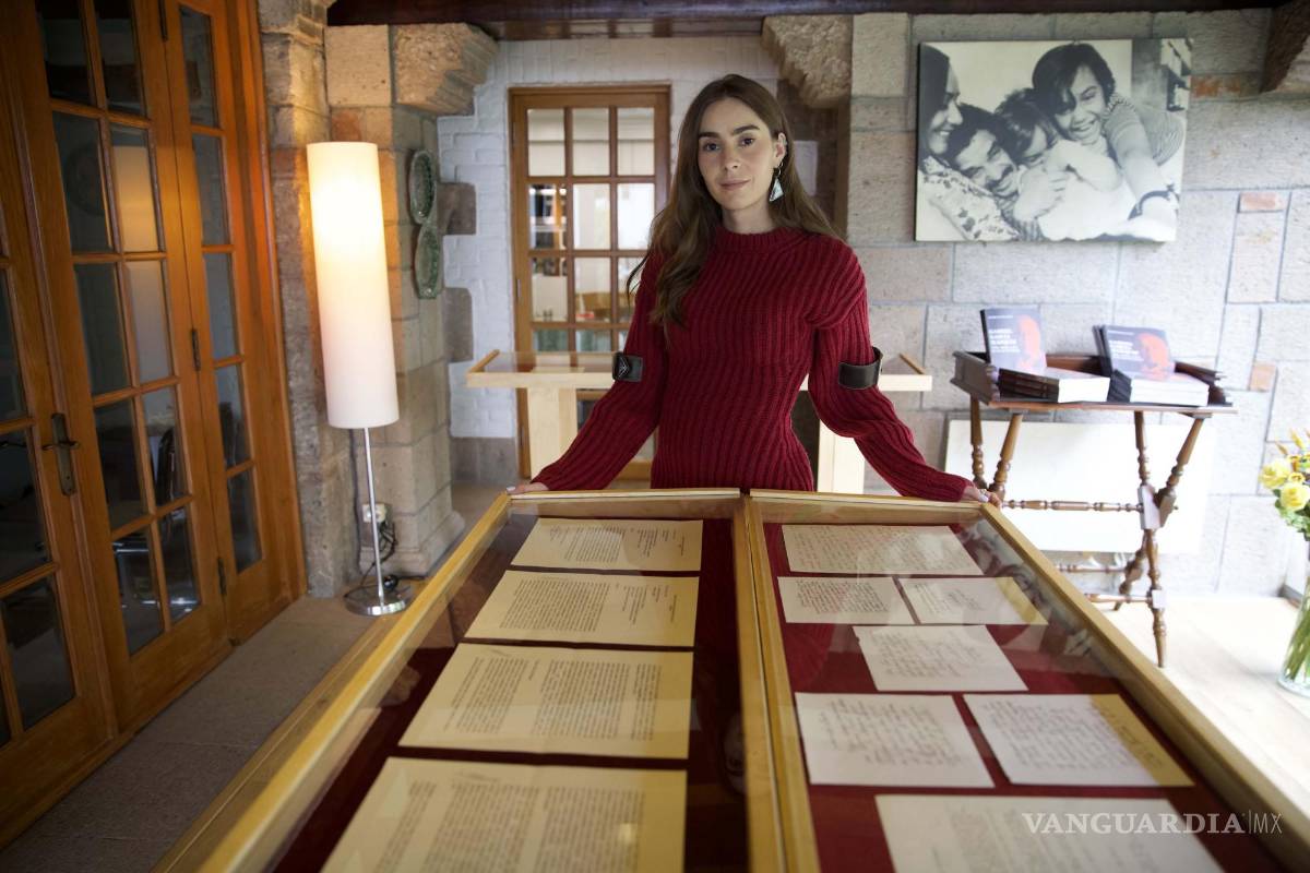 $!Emilia, nieta de Gabriel García Márquez muestra la selección de las 150 cartas halladas en una caja escondida en el archivo personal de la familia.