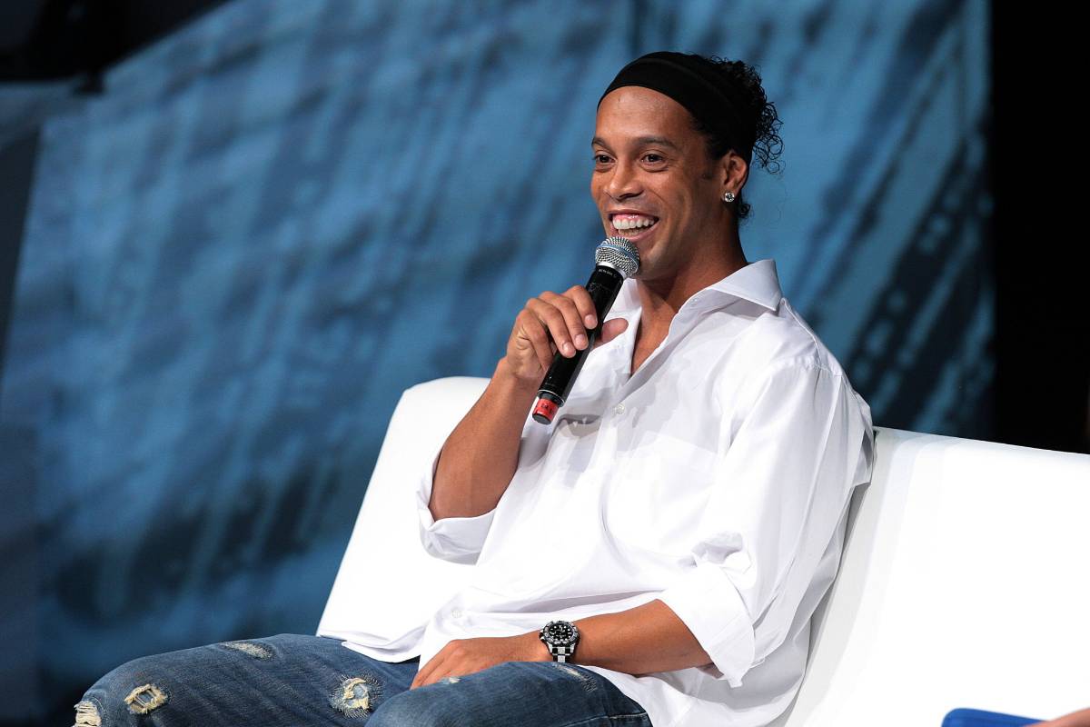 $!¡Ronaldinho está en la quiebra! De ser multimillonario a tener sólo 132 pesos en el banco