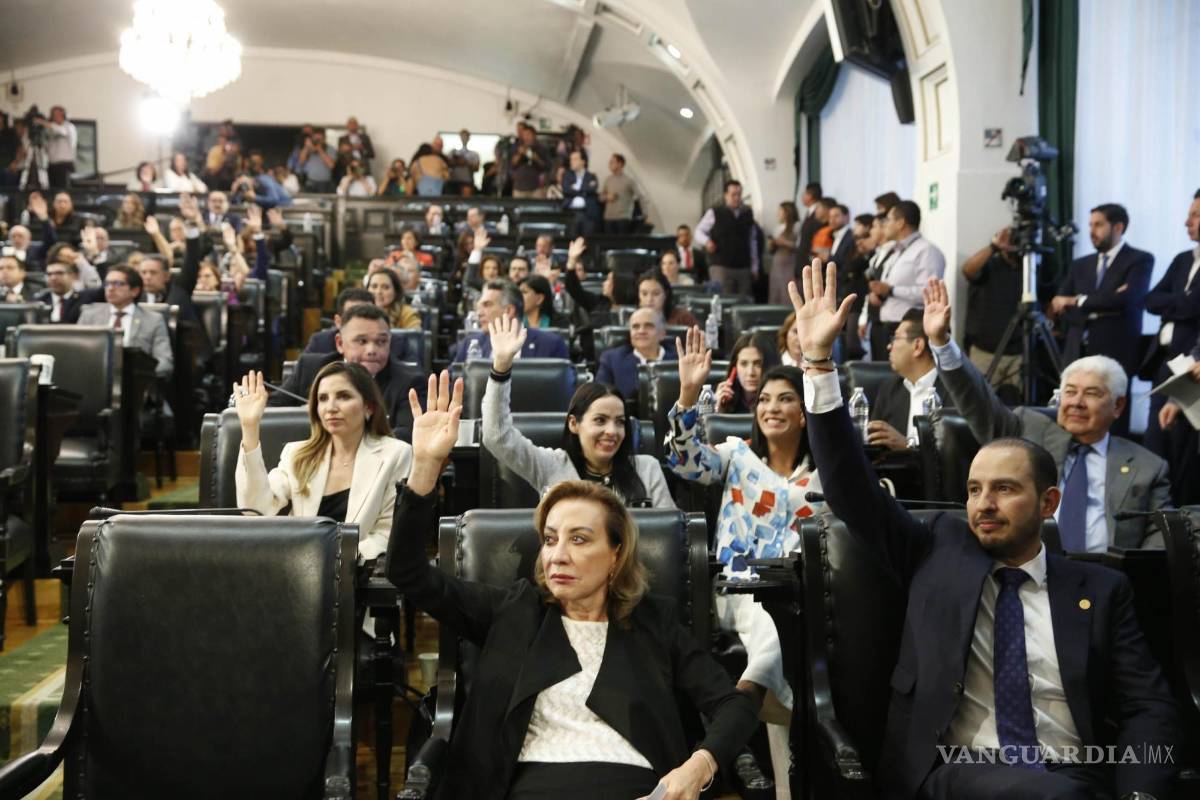 $!En el Senado, el oficialismo ha sembrado la duda si se requieren 85 ó 86 votos para avalar la reforma; antecedentes legales sostienen que son 86.