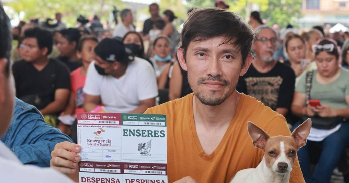 Entregan apoyos a más de 70 mil familias afectadas por las lluvias en el país