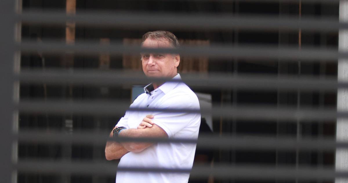 Corte de Brasil confirma condena de 27 años en prisión para Jair Bolsonaro