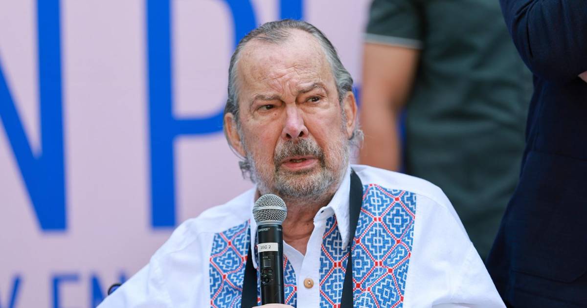 Deja Mauricio Fernández alcaldía de San Pedro por motivos de salud