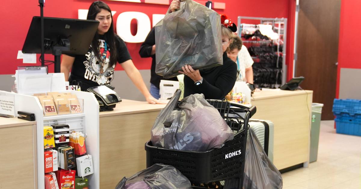 Minoristas de EU esperan un arranque positivo con el Black Friday para temporada navideña