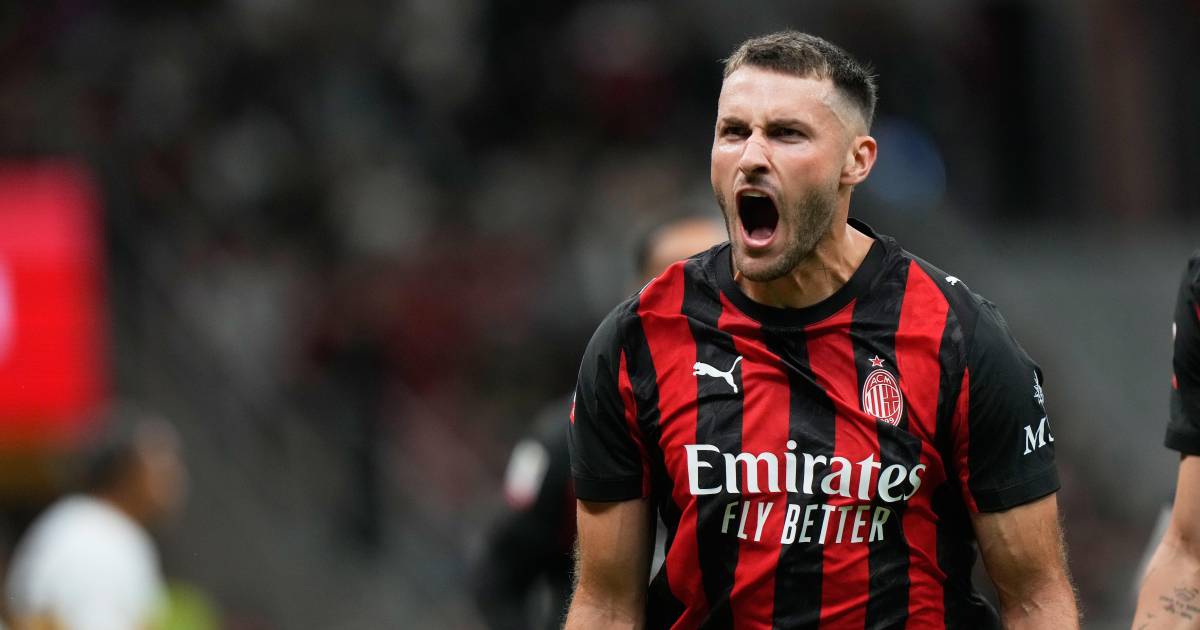 Santiago Giménez rompe su sequía y ayuda al Milan a avanzar en la Coppa Italia