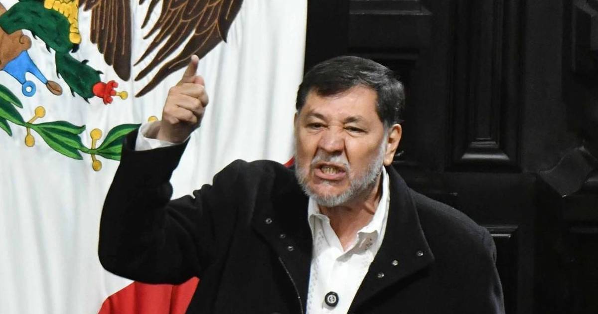 Noroña, desquiciado, fue desnudado como un hipócrita