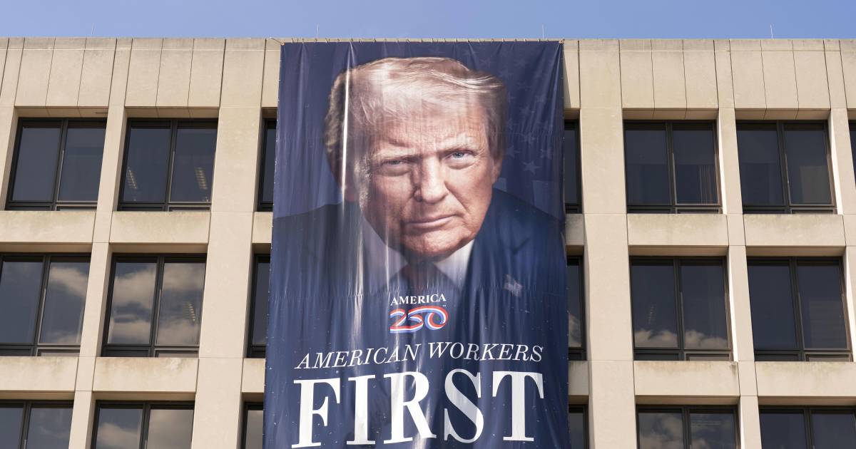 Como AMLO: Va Trump por agencias independientes; expertos advierten riesgos