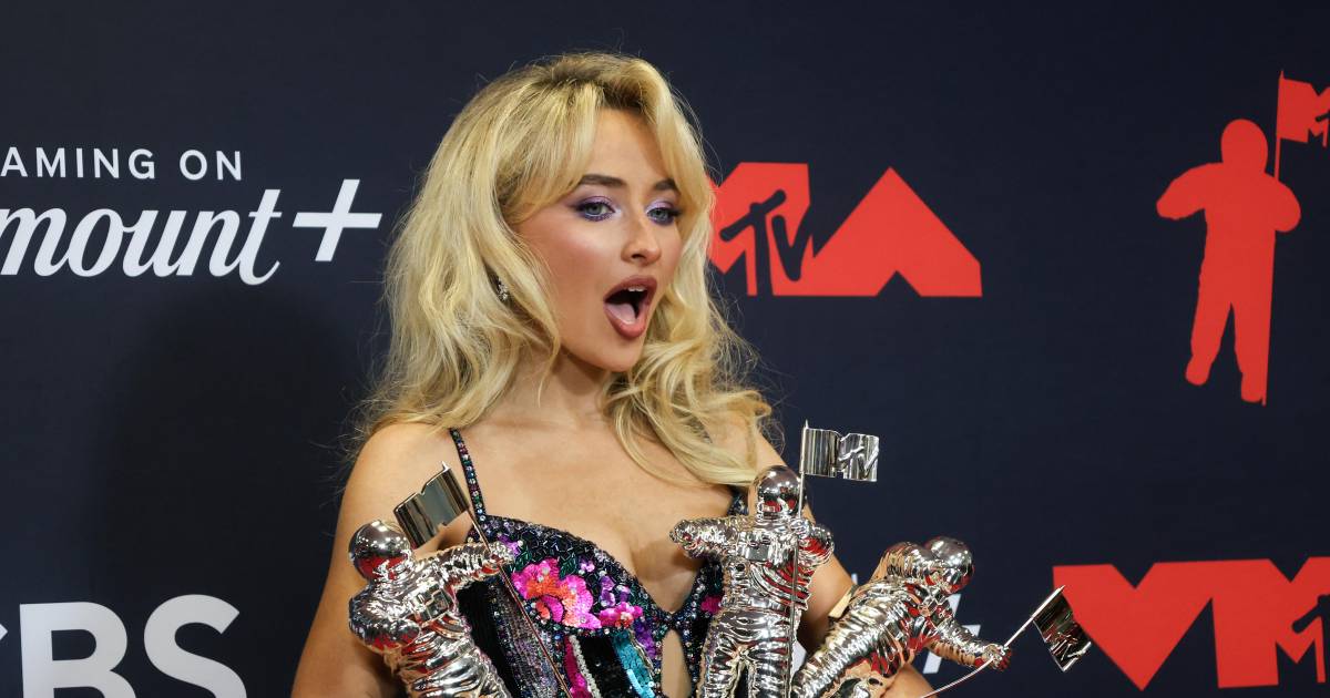 Casa Blanca usa canción ‘Juno’ de Sabrina Carpenter para campaña de deportaciones; artista lo reprueba