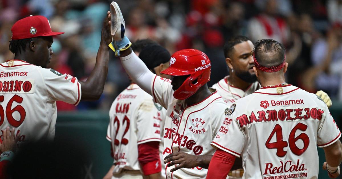 Diablos Rojos se ‘prenden’ en la octava, aplastan a Charros y toman ventaja 2-0 en la Serie del Rey 2025