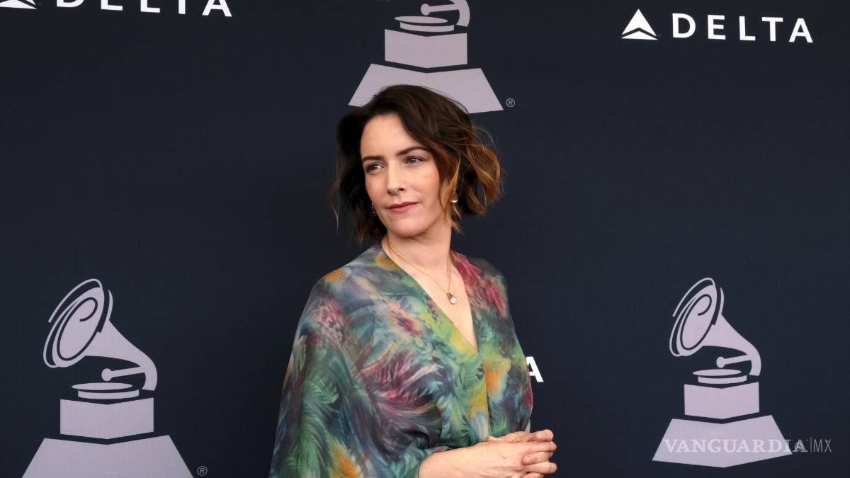 $!Alondra de la Parra posa en la alfombra roja del evento de la Academia Latina de la Grabación Leading Ladies of Entertainment en la Ciudad de México.