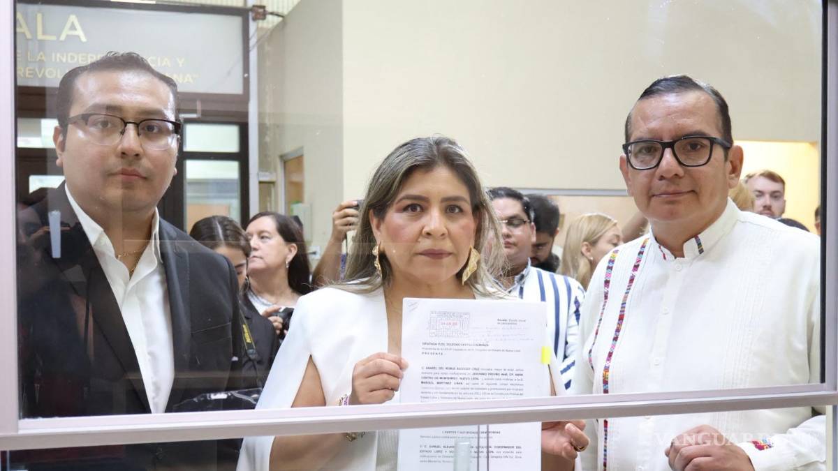 Morena presenta solicitud de juicio político contra Samuel García ante el Congreso de Nuevo León