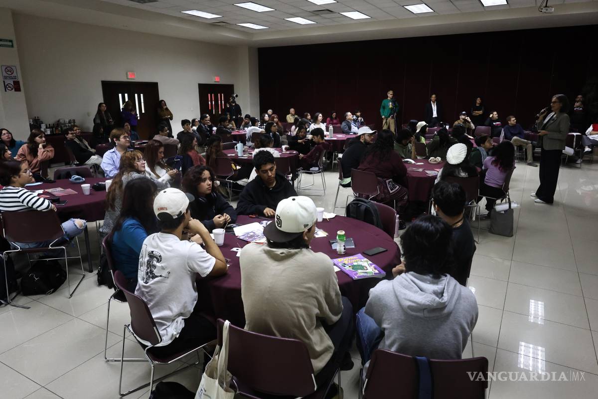 Etiqus Summit 2025: un evento que inspira la creatividad de estudiantes de diseño