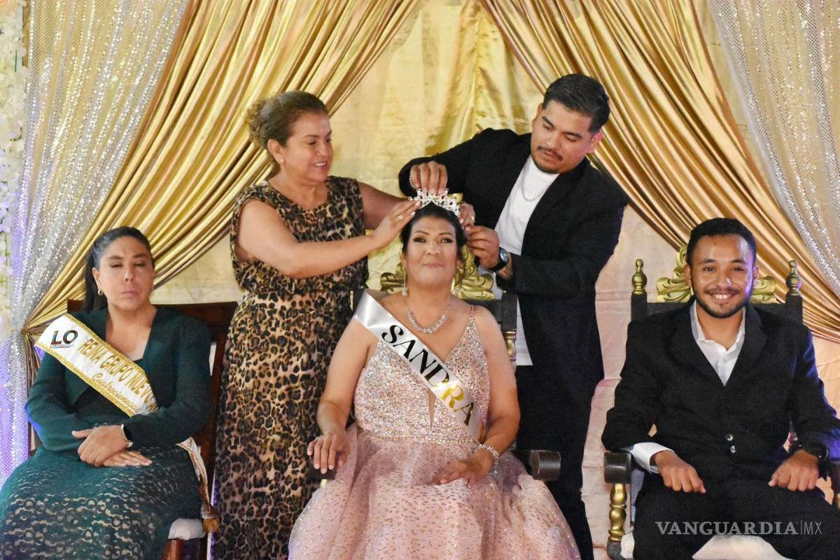Encanto y fortaleza: coronan al Grupo de Discapacidad en Cuatro Ciénegas