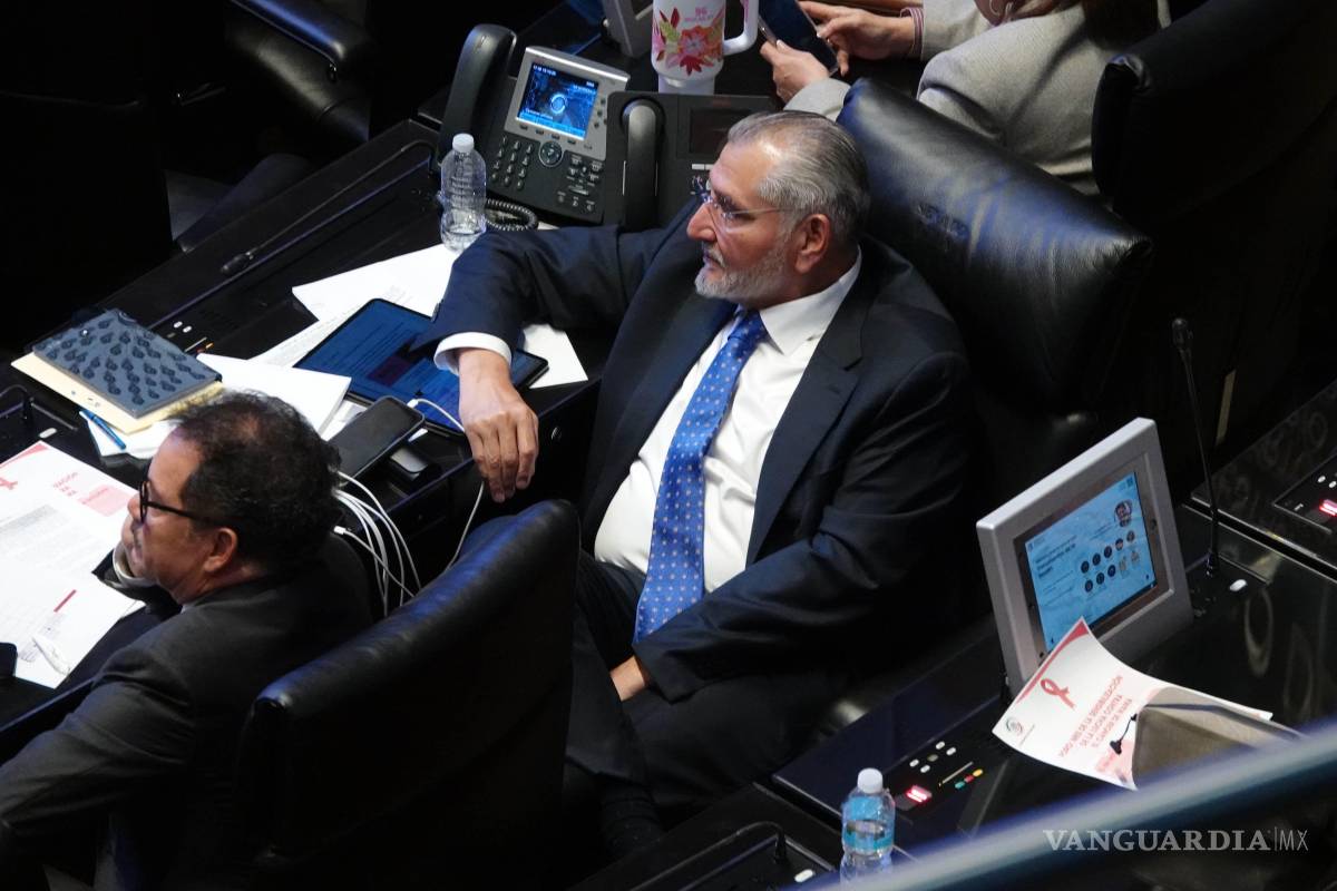 $!El senador Adán Augusto López fue acusado en 37 denuncias penales ante la FGR.