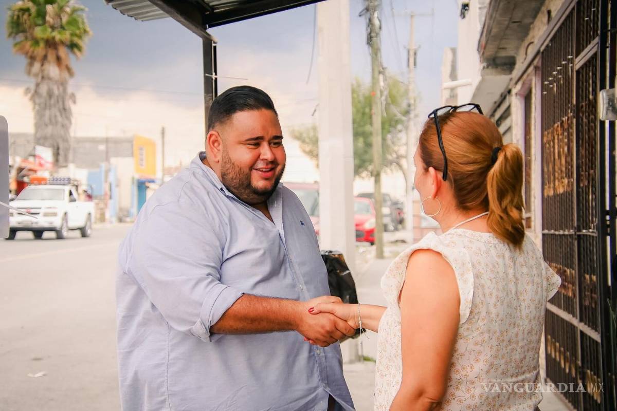 Antonio Castro rinde informe ciudadano casa por casa: ‘Mi compromiso es con la gente de Saltillo’