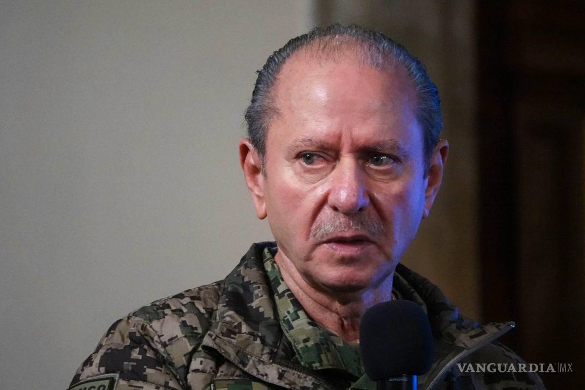 Analiza Sheinbaum ‘sacrificar’ a Rafael Ojeda ante crisis que arrastra con su gobierno y la Marina