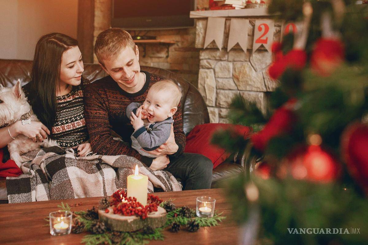 ¿Ya pusiste la decoración de Navidad en tu casa?... esto opinan los psicólogos